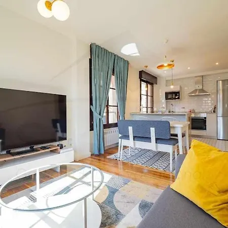 Tabacalera Apartment